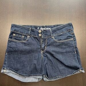 Womens Jean Shorts Levi's Denizen Size 6